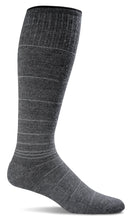 Load image into Gallery viewer, Sockwell Men’s Circular Graduated Compression Socks
